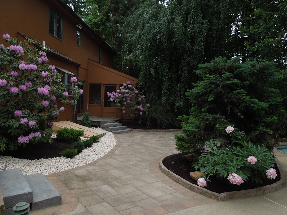 M&Z Seasonal Landscaping Inc